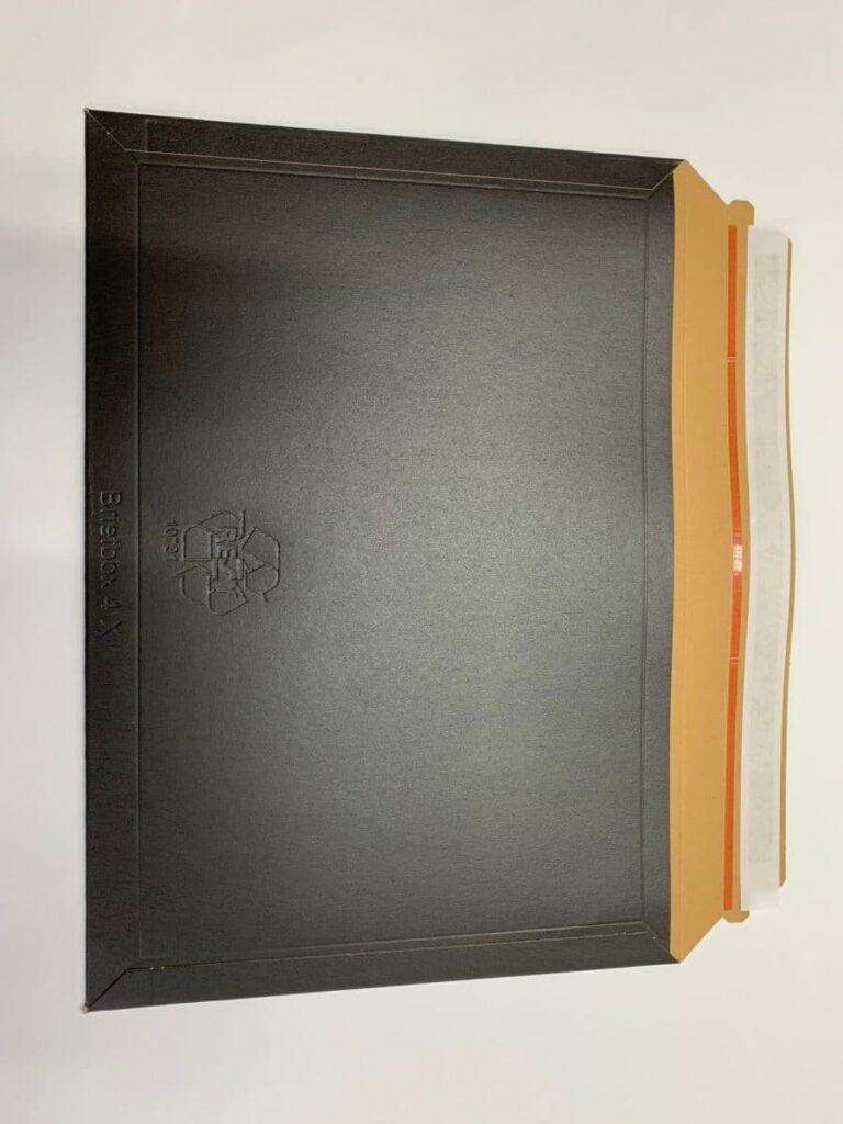 briefbox black recycled envel europa bong individual rotated